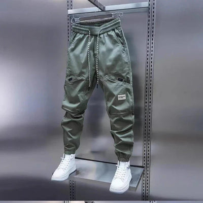 Leonard™ | Sporty elegance for every moment