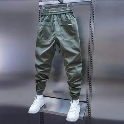 Leonard™ | Sporty elegance for every moment