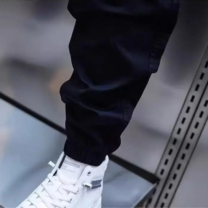 Leonard™ | Sporty elegance for every moment