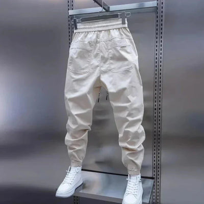 Leonard™ | Sporty elegance for every moment